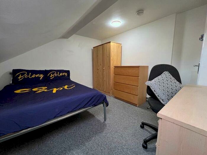 5 Bedroom Terraced House To Rent In Hollingdean Road, Brighton, BN2