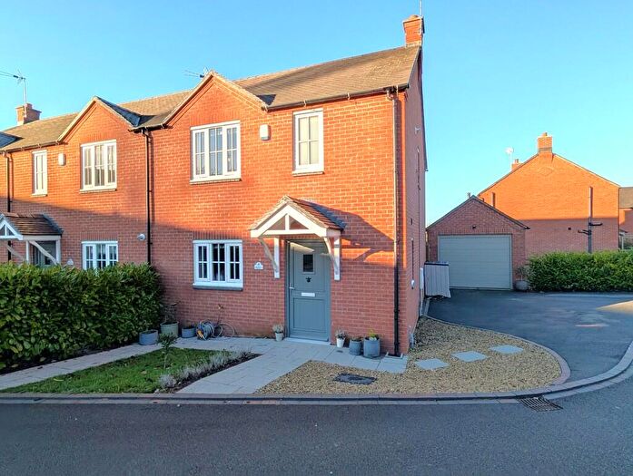3 Bedroom End Of Terrace House For Sale In Old School Meadows, Marston Montgomery, DE6