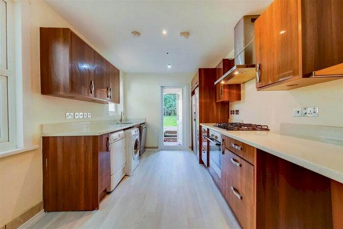 3 Bedroom Terraced House To Rent In Shernhall Street, London E17