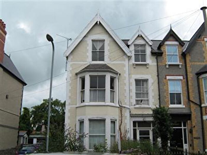 2 Bedroom Apartment To Rent In Greenfield Road, Colwyn Bay, LL29