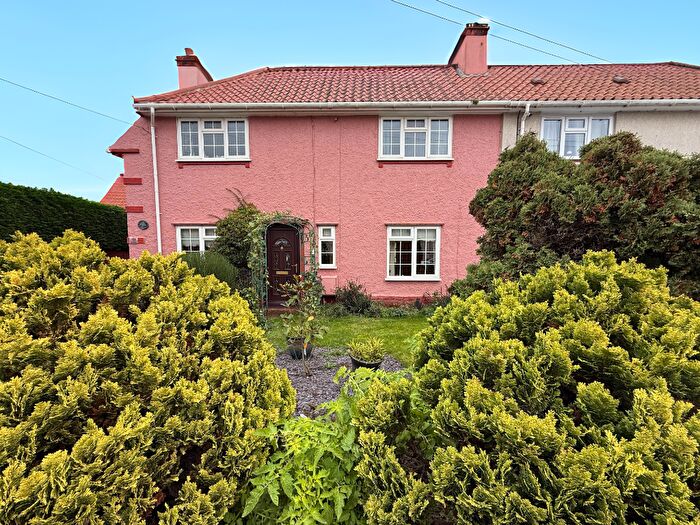 3 Bedroom Semi Detached House For Sale In Mount Pleasant, Diss, Norfolk, IP22