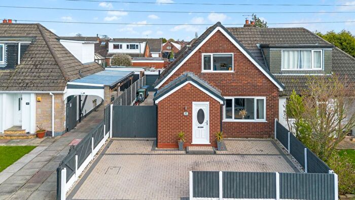 2 Bedroom Semi Detached Bungalow For Sale In Long Lane, Hindley Green, WN2