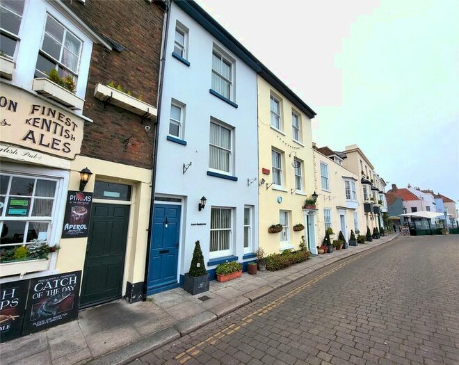4 Bedroom Terraced House To Rent In Beach Street, Deal, CT14