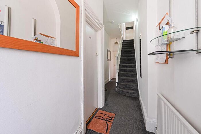 8 Bedroom Semi Detached House For Sale In George Lane, Lewisham, London, SE13