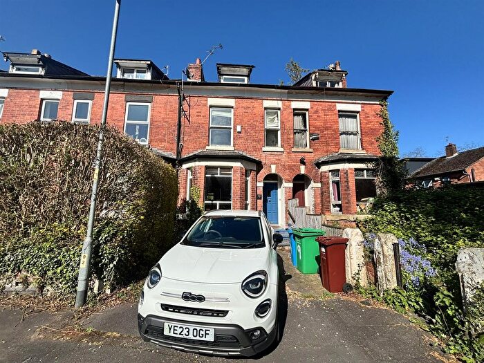 3 Bedroom Terraced House For Sale In Kenilworth Avenue, West Didsbury, Manchester, M20
