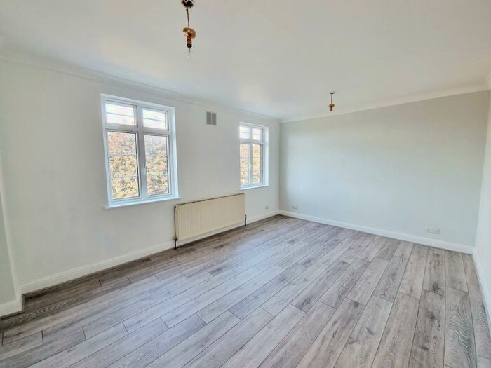 1 Bedroom Flat To Rent In Edgware Road, Colindale, NW9