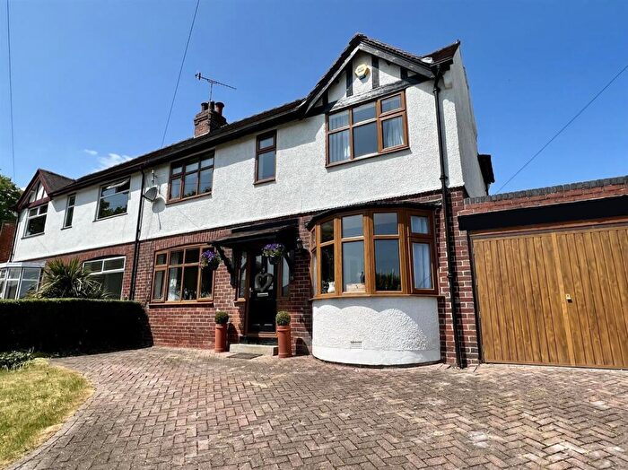 3 Bedroom Semi Detached House For Sale In Folds Lane, Beauchief, S8