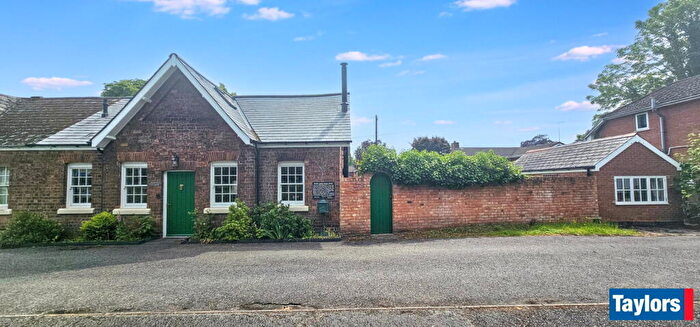 4 Bedroom Semi-Detached House For Sale In Station Cottages, Station Drive, Blakedown, Kidderminster, DY10