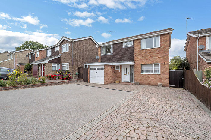 4 Bedroom Detached House For Sale In The Curlews, Bury St. Edmunds, IP33