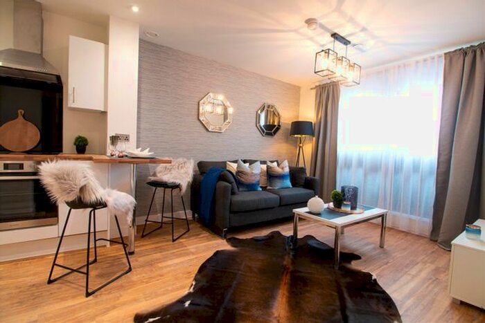 1 Bedroom Flat To Rent In Manchester Waters, Pomona Strand, Old Trafford, Manchester, M16