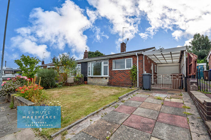 2 Bedroom Semi-Detached Bungalow For Sale In Balmoral Close, Hanford, Stoke-on-Trent, ST4