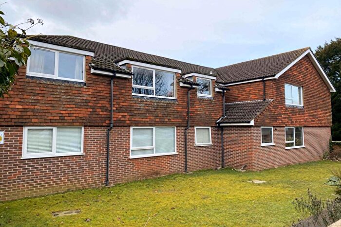 1 Bedroom Flat To Rent In Griffin Court, Griffin Way, Bookham, Leatherhead, KT23