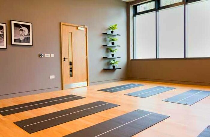 2 Bedroom Flat To Rent In Ilford Hill, Ilford, IG1