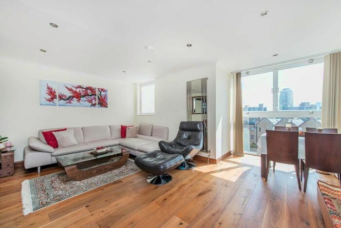 2 Bedroom Flat To Rent In Asher Way, Wapping, London, E1W