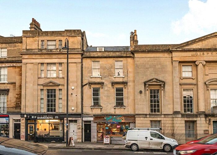 1 Bedroom Flat To Rent In Cleveland Place East, Bath, BA1
