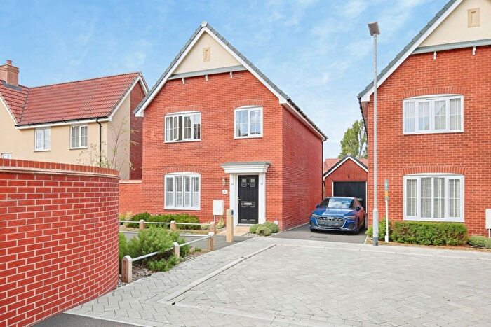 4 Bedroom Detached House For Sale In Rawlinson Crescent, Bury St. Edmunds, IP32