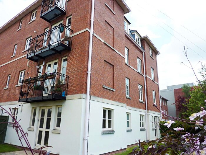2 Bedroom Flat To Rent In St. Georges Place, Cheltenham, GL50