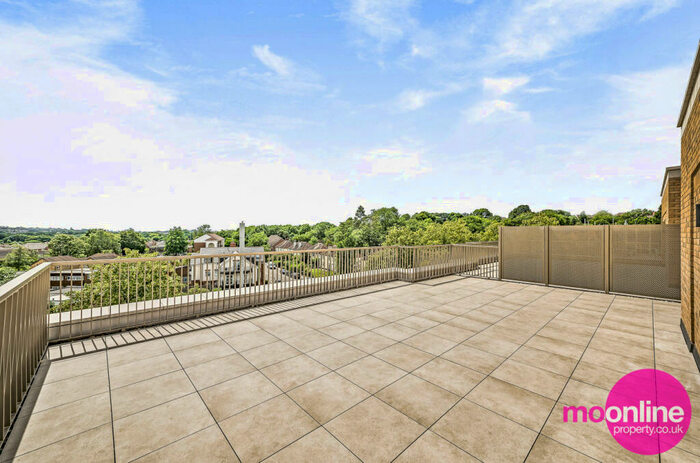 2 Bedroom Apartment To Rent In Bittacy Hill, London, NW7