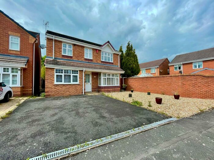4 Bedroom Detached House To Rent In Yoxall Drive, Derby, DE22