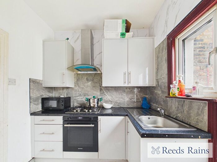 3 Bedroom Terraced House To Rent In Westwood Road, Ilford, IG3