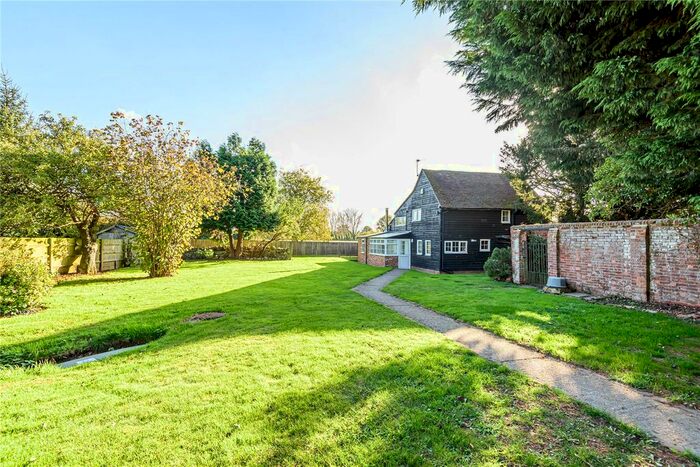 3 Bedroom Detached House To Rent In Manor Farm, Laddingford, Maidstone, Kent, ME18