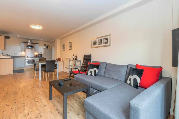 2 Bedroom Flat For Sale In Q Apartments, Newhall Hill, B1