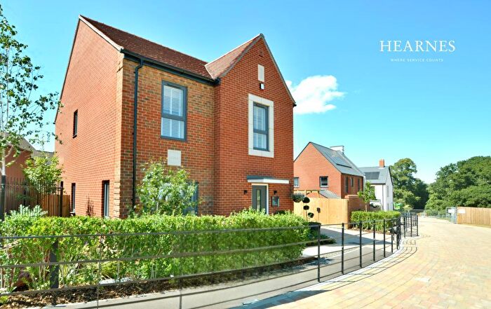 4 Bedroom Detached House For Sale In Oakwood Park, Oakley Lane, Wimborne, BH21
