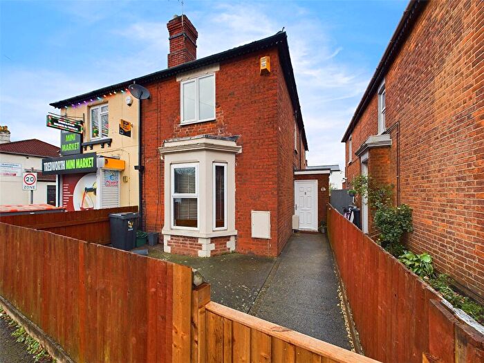 3 Bedroom Semi Detached House For Sale In Tredworth Road, Gloucester, Gloucestershire, GL1