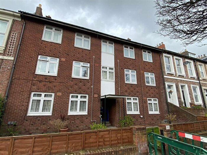 2 Bedroom Flat To Rent In Washington Terrace, North Shields, NE30