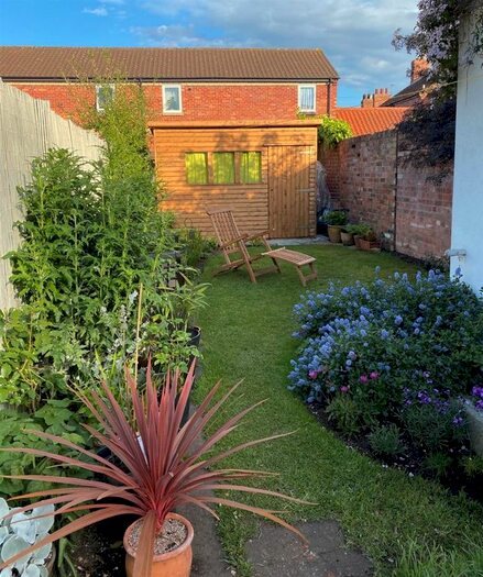 2 Bedroom Cottage To Rent In Mill Gate, Newark, NG24