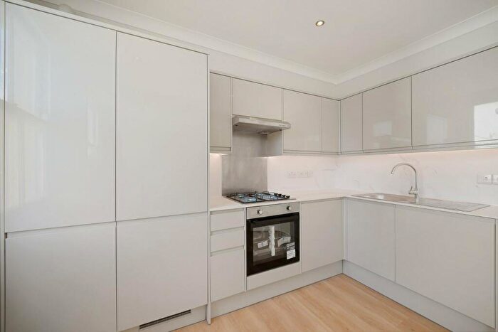 1 Bedroom Apartment To Rent In Belgrave Gardens, London, NW8