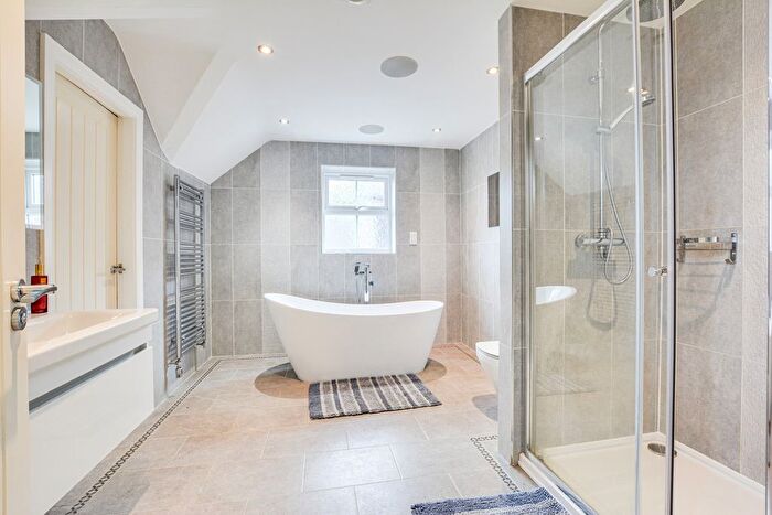 5 Bedroom Detached House For Sale In Garstang Road, Catterall, PR3