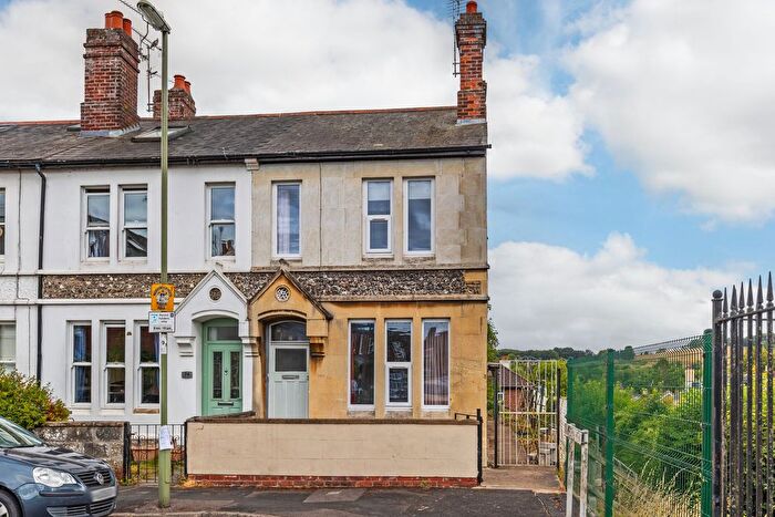 3 Bedroom End Terrace House For Sale In St. Catherines Road, Winchester, SO23