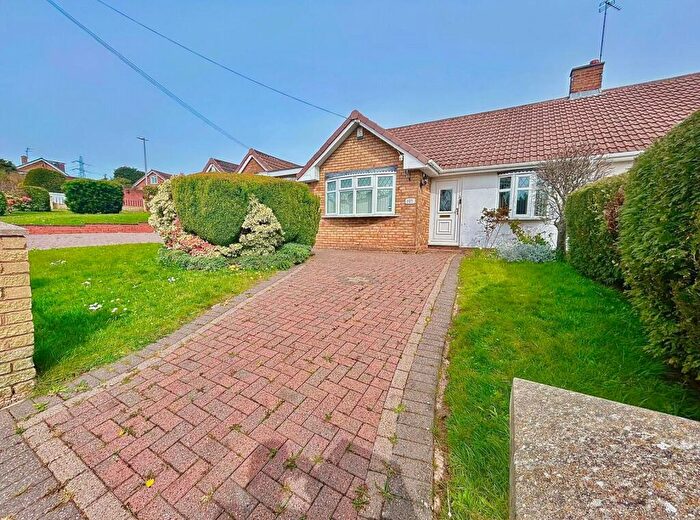 2 Bedroom Bungalow For Sale In Whitecrest, Birmingham, West Midlands, B43