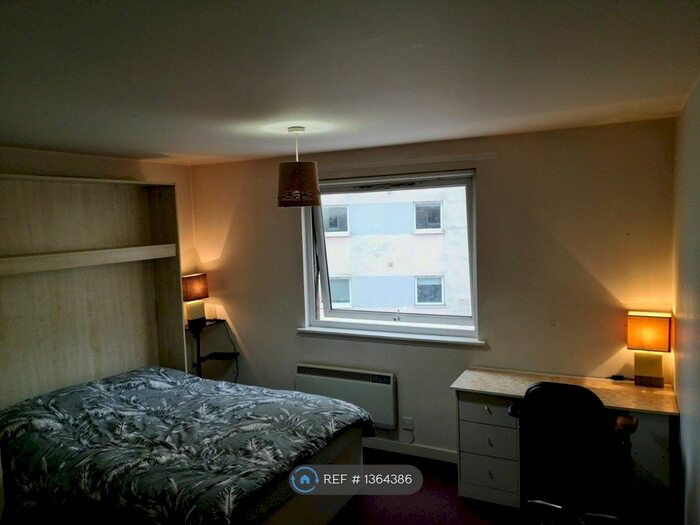 1 Bedroom Flat To Rent In Blackfriars Road, Glasgow, G1