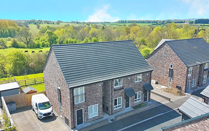 2 Bedroom Terraced House For Sale In Deer Park Close, Alfreton, DE55