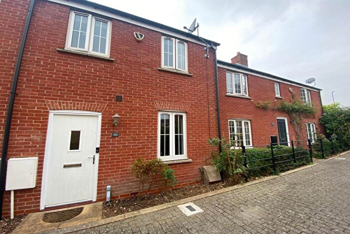 2 Bedroom Terraced House To Rent In Hill Radnor, Buckingham, MK18