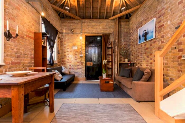 1 Bedroom Flat To Rent In Stepney Green, London, E1