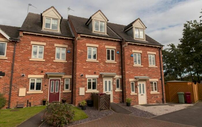 3 Bedroom Terraced House To Rent In Mulberry Gardens, Scunthorpe, DN16