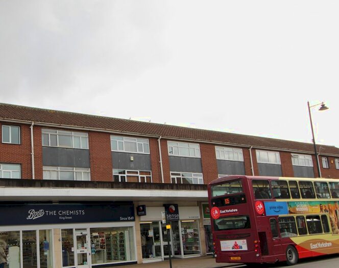 2 Bedroom Flat To Rent In King Street, Cottingham, Hull, HU16