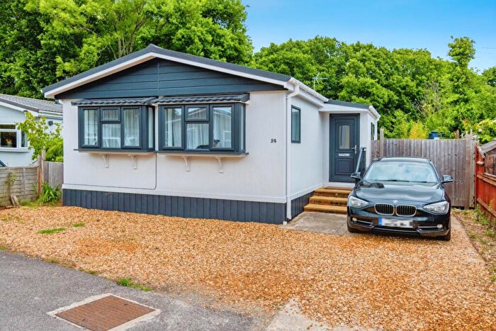 1 Bedroom Detached House For Sale In The Copse, Bourne Lane, Woodlands, Southampton, SO40