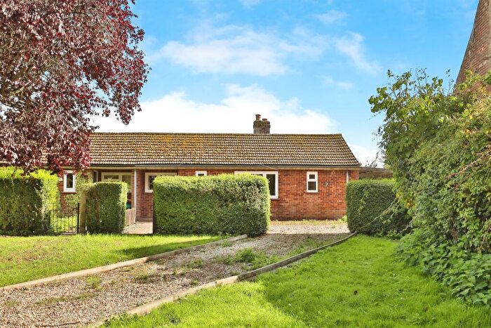 1 Bedroom Terraced Bungalow For Sale In Red Lion Close, Holme Hale, IP25