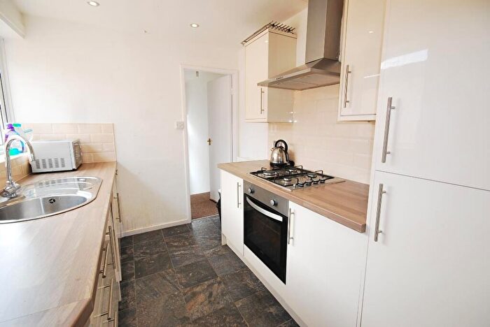 5 Bedroom Flat To Rent In Hotspur Street, Newcastle Upon Tyne, NE6