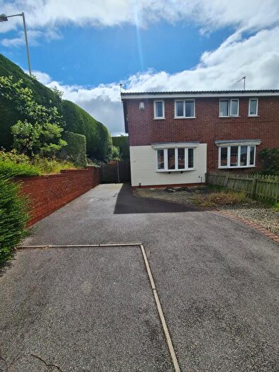 2 Bedroom Semi Detached House To Rent In Kendal Close, Stafford, ST17