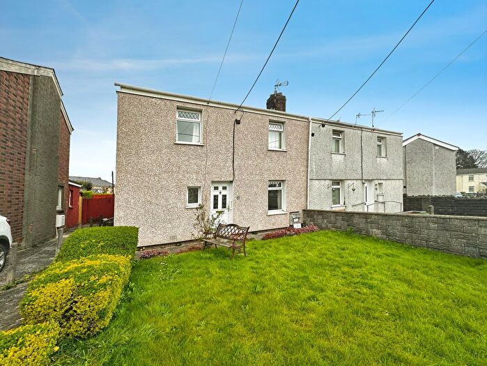 3 Bedroom Semi-Detached House For Sale In Green Circle, Pyle, CF33
