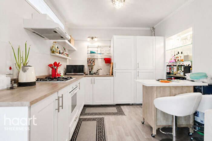 4 Bedroom Semi Detached House For Sale In London Road, Teynham Sittingbourne, ME9