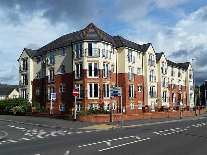 2 Bedroom Apartment To Rent In Flat, Actonville Avenue, Manchester, M22