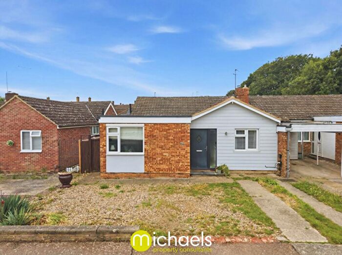 3 Bedroom Detached Bungalow For Sale In Brinkley Crescent, Colchester, CO4