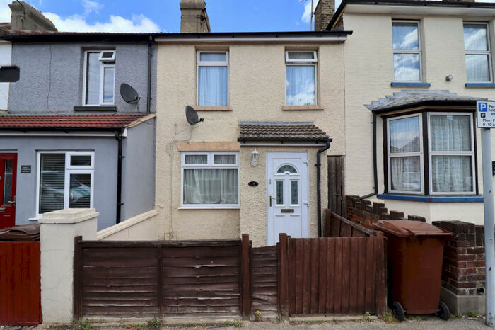 2 Bedroom Terraced House To Rent In Tufton Road, Rainham, ME8