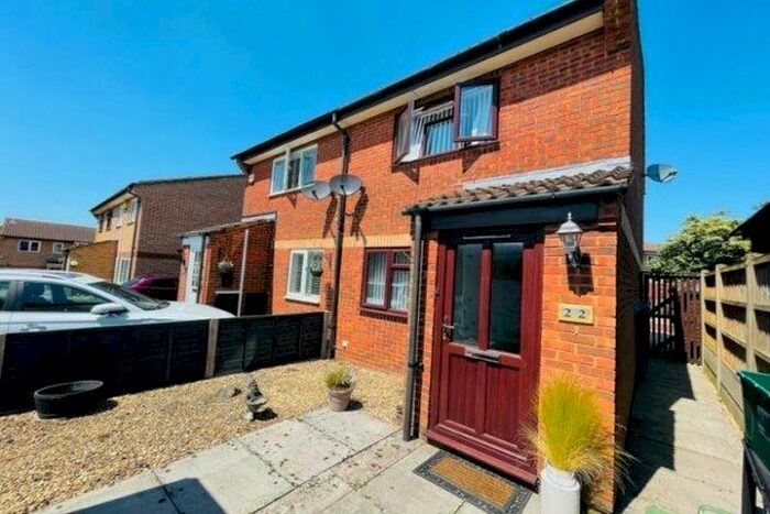 2 Bedroom Semi-Detached Bungalow To Rent In Little Stoke, Bristol, BS34